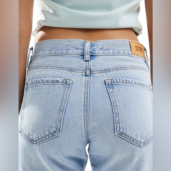 Stradivarius Light Blue Straight Leg Jeans - Picture 1 of 15
